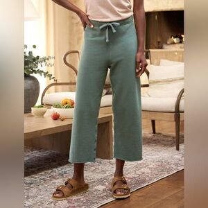 Frank & Eileen Catherine 24” Triple Fleece Sweatpants Wide Leg Size M - Rosemary